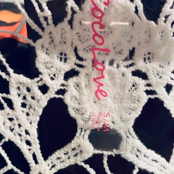 Lace tank top - Picture 2 of 3